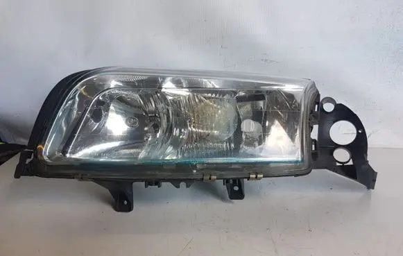 Volvo S80 Headlight/headlamp