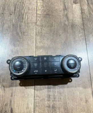 Mercedes-Benz ML W164 Climate control unit A2518207989 A2518203789 5HB96491418