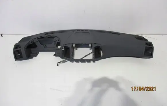 Jeep Grand Cherokee Radio/GPS head unit trim