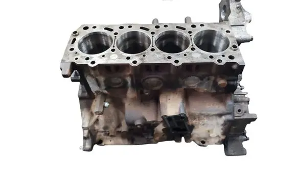 Mitsubishi L200 Engine block 4d56u