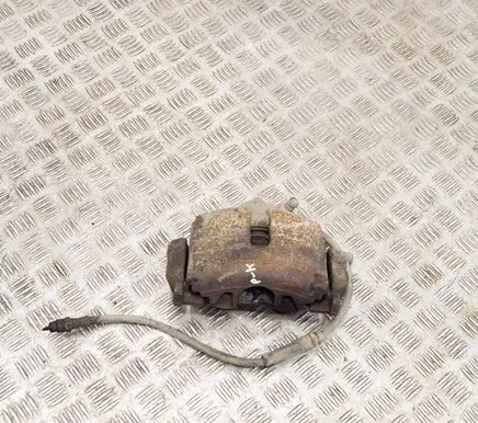 Volkswagen PASSAT B7 Front brake caliper