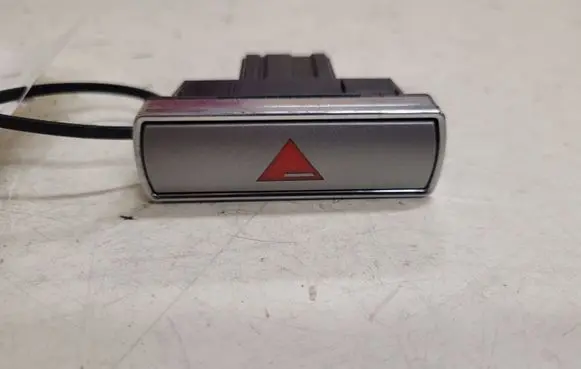 Ford Mondeo MK IV Hazard light switch 6M2T13A350AA