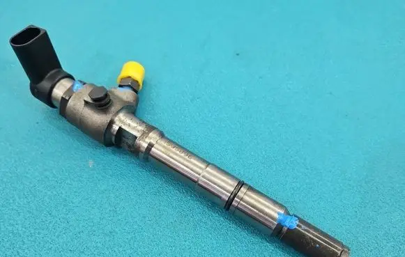 Volkswagen Jetta VI Fuel injector 03L130277B IMPRK1595896