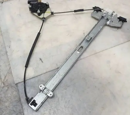 Hyundai H-1, Starex, Satellite Front door window regulator with motor 824024H