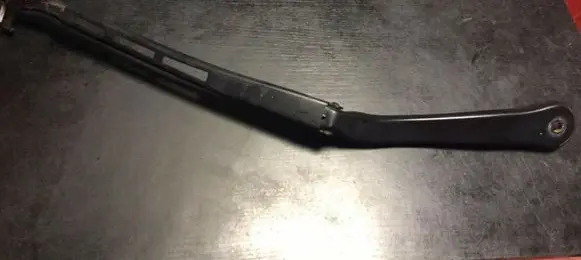 BMW 3 E90 E91 Windshield/front glass wiper blade 7171640