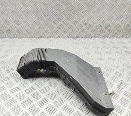 Hyundai Tucson TL Air intake duct part 28210D3100