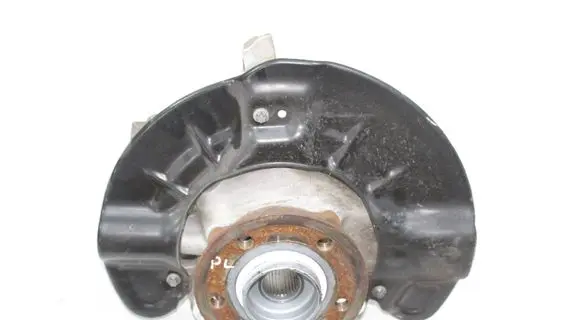 Mercedes-Benz EQA Front wheel hub