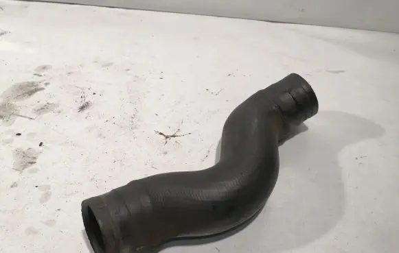 Opel Zafira B Intercooler hose/pipe