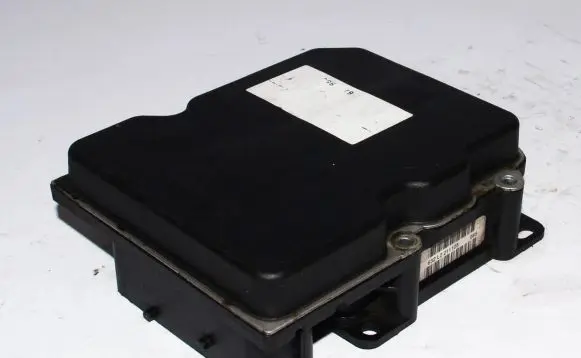BMW 5 E60 E61 ABS Pump 6774850