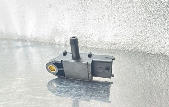 Opel Insignia A Exhaust gas pressure sensor 28403014003