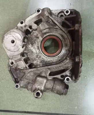 Volkswagen II LT Oil pump 074115109C