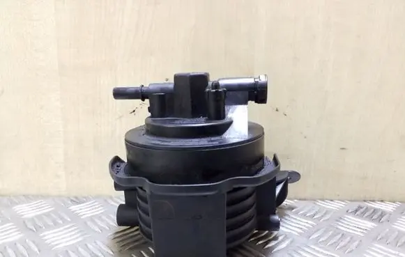 Peugeot 508 Fuel filter housing 9645928180