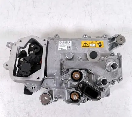 Mercedes-Benz E W213 Hybrid / electric car battery A2569001700