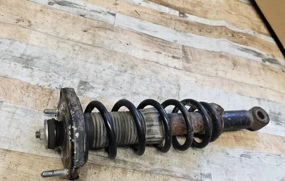 Toyota Auris 150 Rear shock absorber with coil spring 483410F010 SK010582