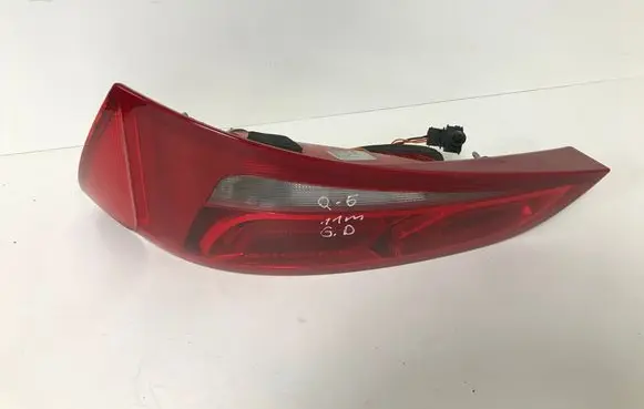 Audi Q5 SQ5 Rear/tail lights 8R0945094