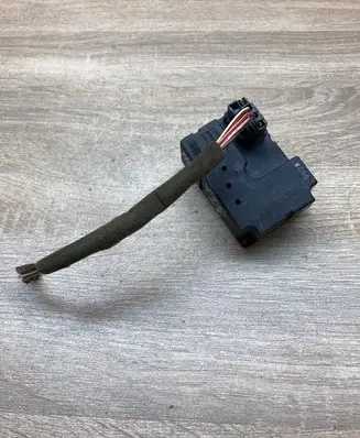 Volvo V70 Air flap motor/actuator 9142629