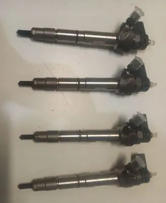 Volkswagen Tiguan Fuel injectors set 04L130277AE