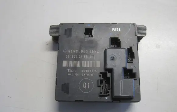 Mercedes-Benz E W211 Door control unit/module A2118703185