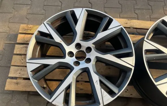 Volvo V90 Cross Country R21 alloy rim 31428592