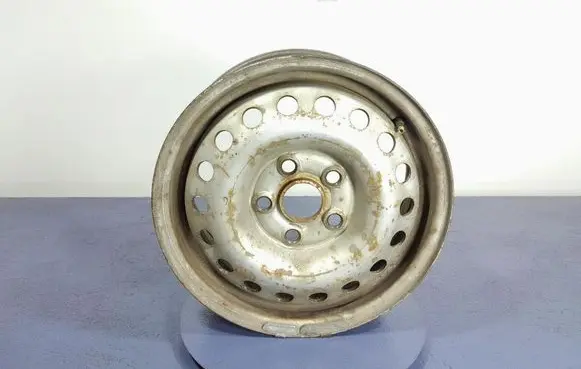 Volkswagen Transporter - Caravelle T4 R18 forged rim 7D0601027A