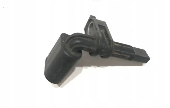 Volkswagen Touareg II ABS brake wheel speed sensor 7P0927807A