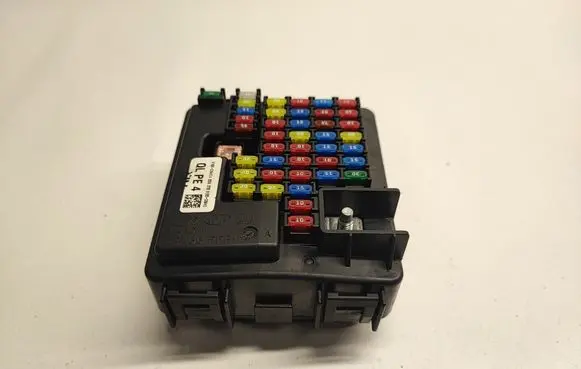 KIA Sportage Fuse module 91955D9AHO