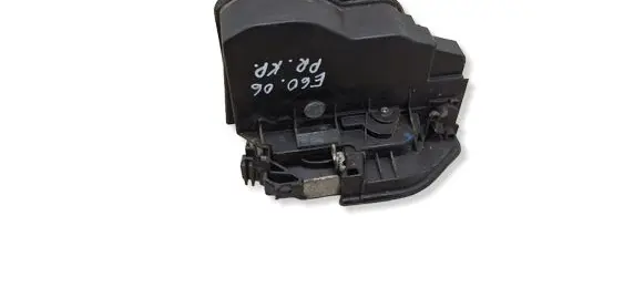 BMW 5 E60 E61 Front door lock 7167073