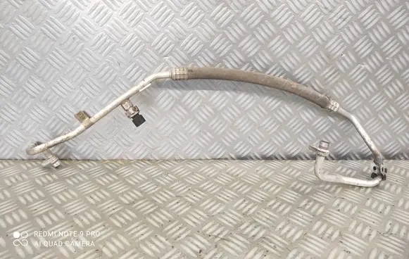 Renault Master III Air conditioning (A/C) pipe/hose 924904471R