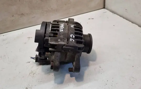 Toyota Yaris Generator/alternator 0124225055