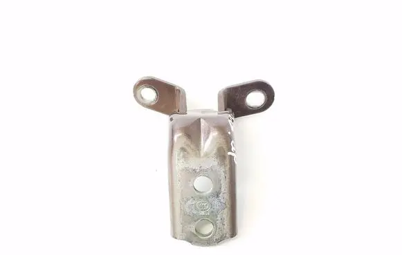 Hyundai Santa Fe Rear door lower hinge 793502B000