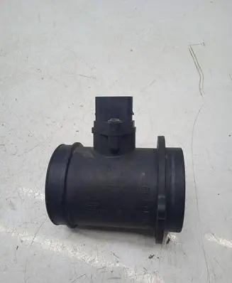 Mercedes-Benz E W210 Mass air flow meter 0281002152