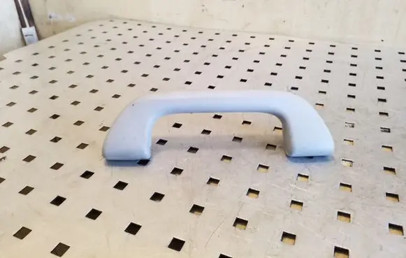 Honda CR-V Rear interior roof grab handle
