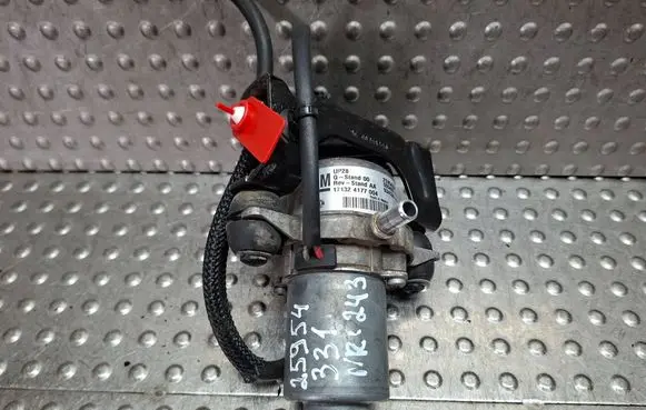 Opel Mokka X Vacuum pump S27649243 25954331