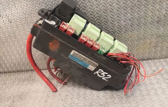 Mini One - Cooper R50 - 53 Fuse box set 6906614