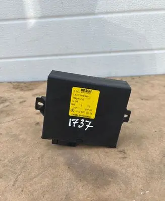 Mercedes-Benz S W220 Light module LCM 2208203026 0307870002