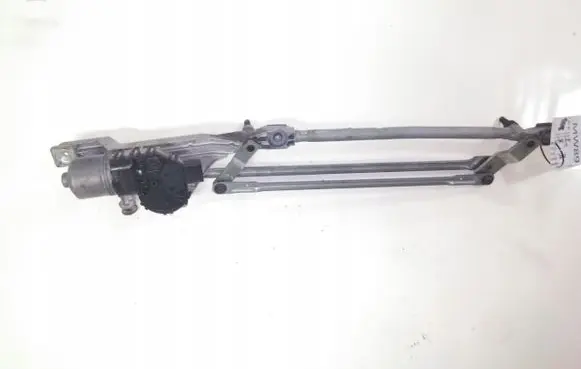 Ford Focus Front wiper linkage and motor 3397020776