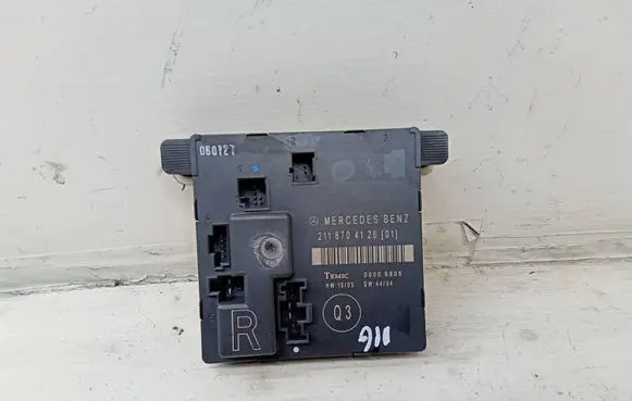Mercedes-Benz E W211 Door control unit/module A2118704126