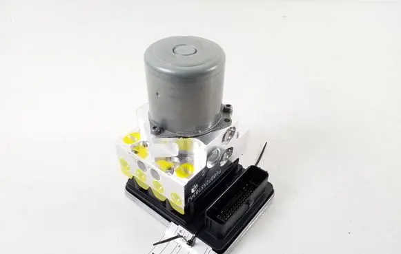 Mercedes-Benz E W213 ABS Pump A2134314501
