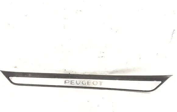 Rear sill trim cover
