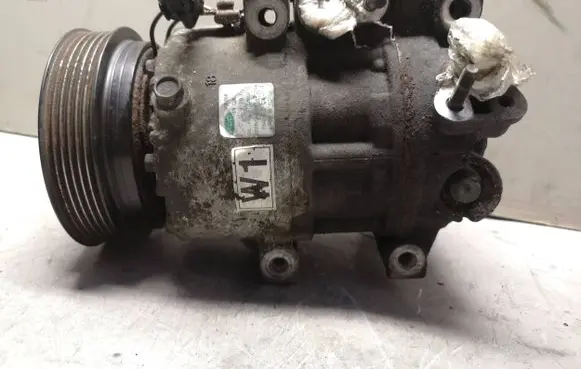 Hyundai Sonata Air conditioning (A/C) compressor (pump) F500DC4CA08