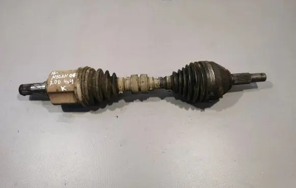 Nissan Qashqai+2 Front driveshaft