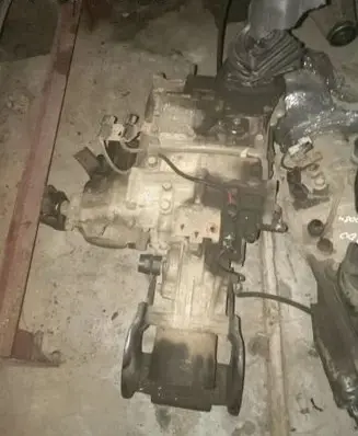 Gearbox transfer box case