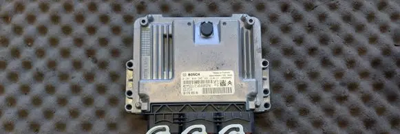 Citroen Berlingo Engine control unit/module 0281030546 9807885980