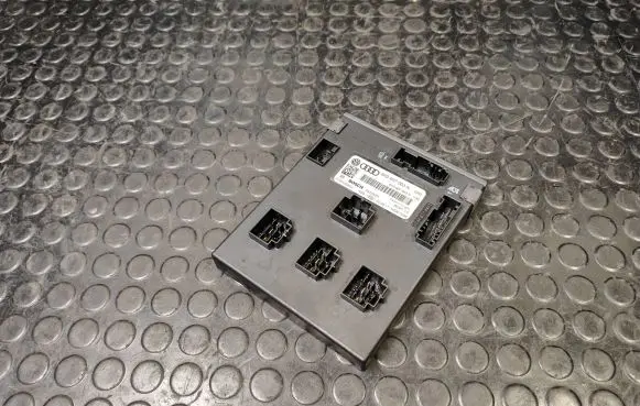 Audi A5 8T 8F Comfort/convenience module 8K0907063N