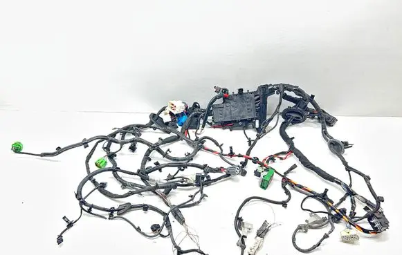 Volvo XC60 Engine installation wiring loom 19713000002 32200114