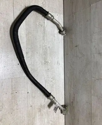 Audi A4 S4 B9 Air conditioning (A/C) pipe/hose 8W0816721l