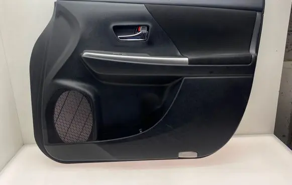 Toyota Prius+ (ZVW40) Front door card panel trim 6761047840C0