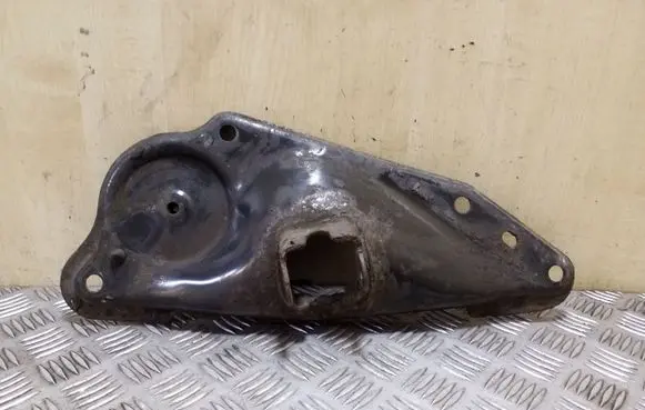 Other rear suspension part