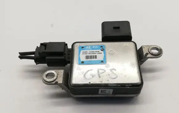 Coolant fan relay