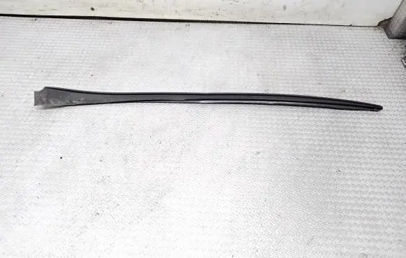 Seat Ibiza IV (6J,6P) Windshield trim 6J0854320A